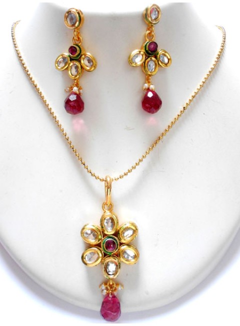 Kundan Pendant Sets